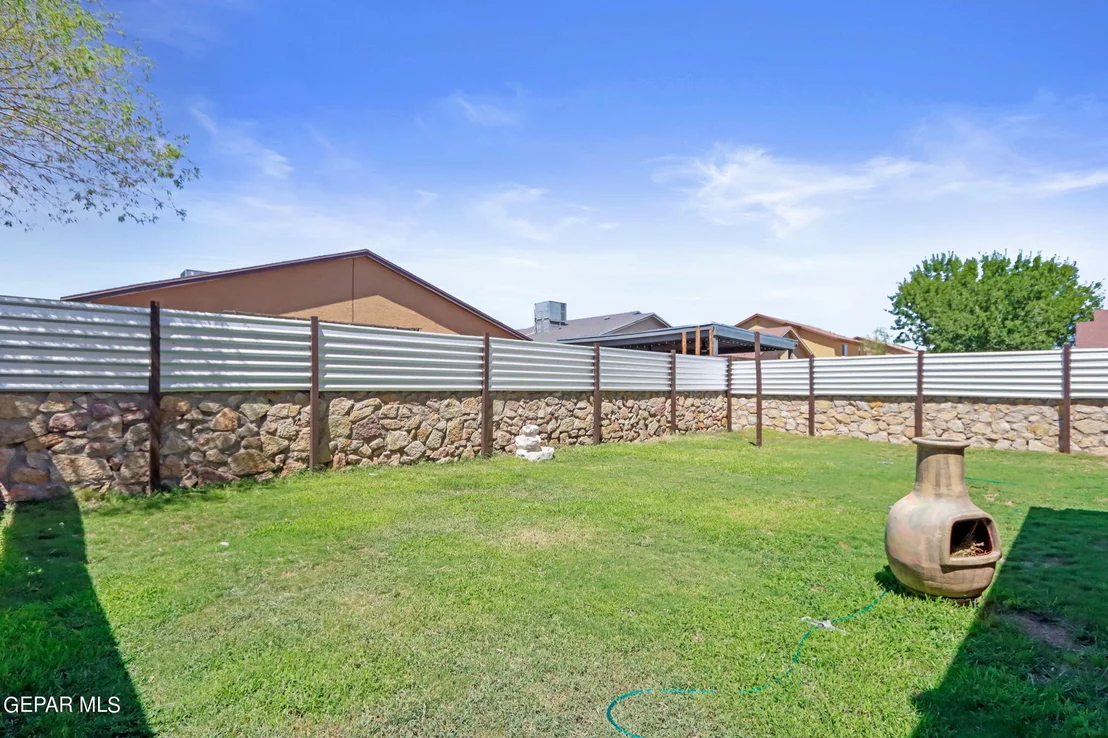 Photo of 11521 CHARLES BOYLE Place