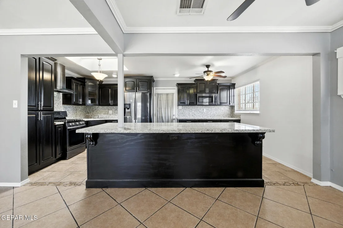 Photo of 8200 SANDLAND Drive