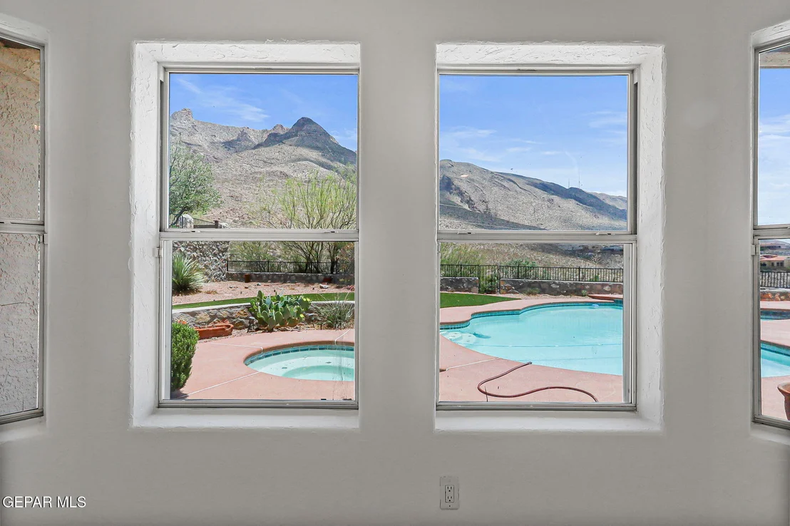 Photo of 5566 Buckley Drive