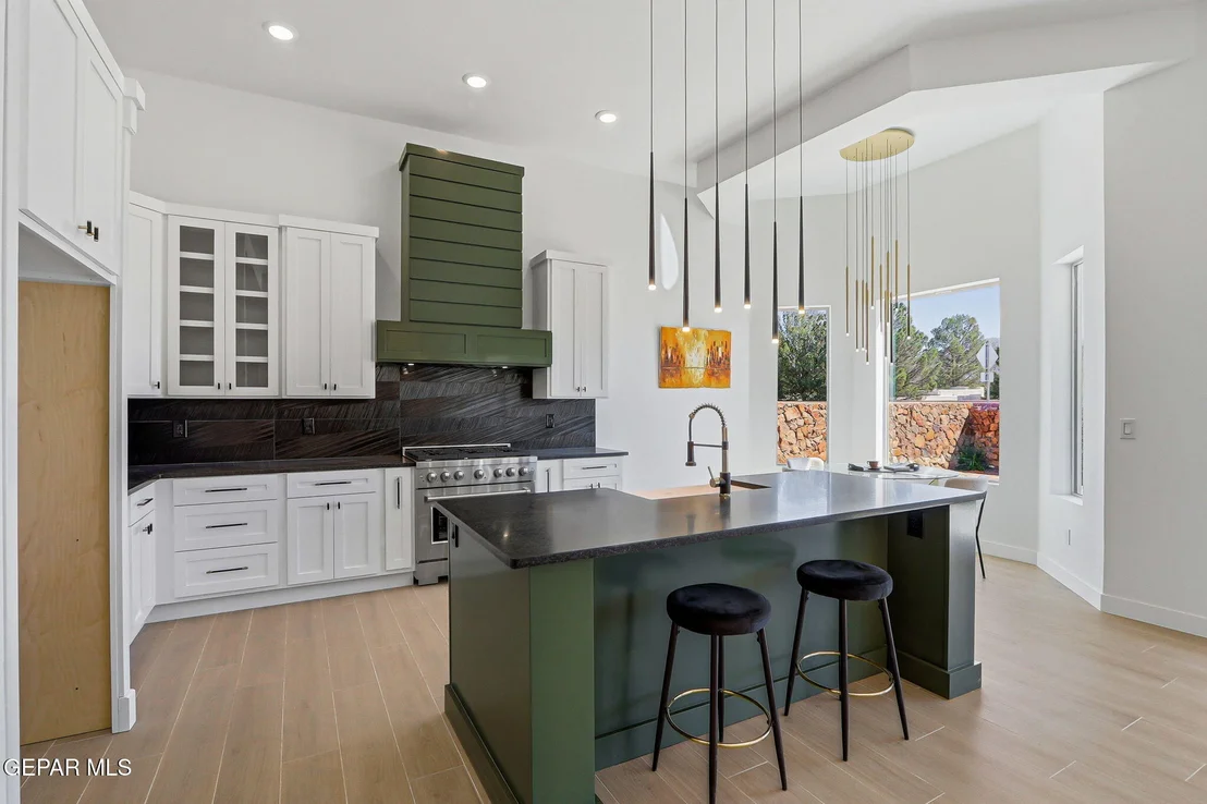 Photo of 5440 Dougallan Lane