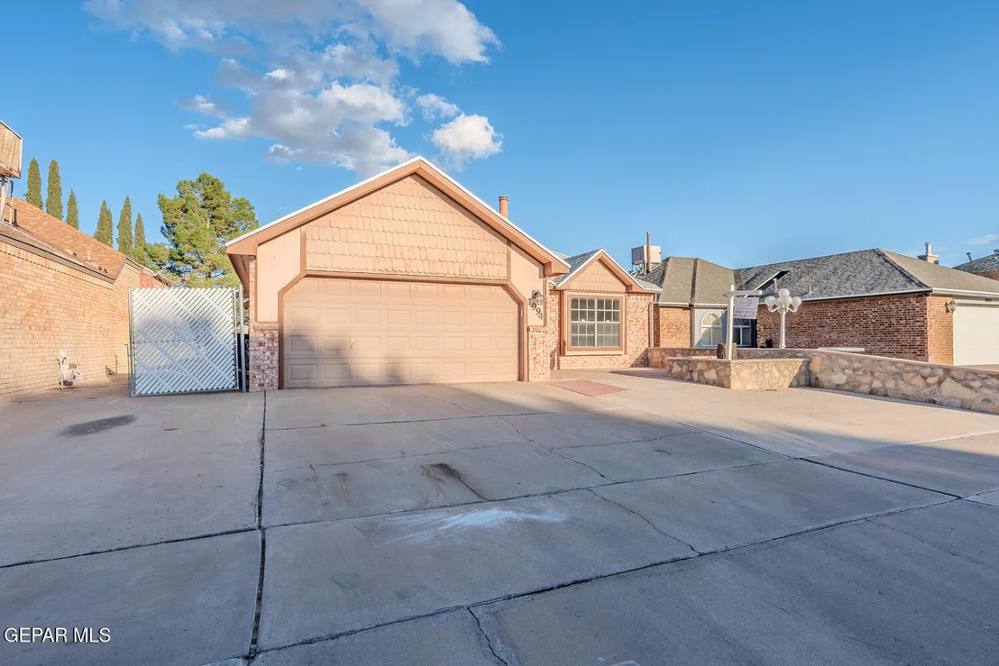 Photo of 1994 DANA BREE Drive