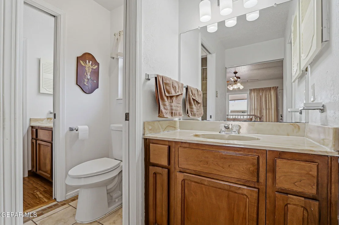 Photo of 3128 Mc Lean Street