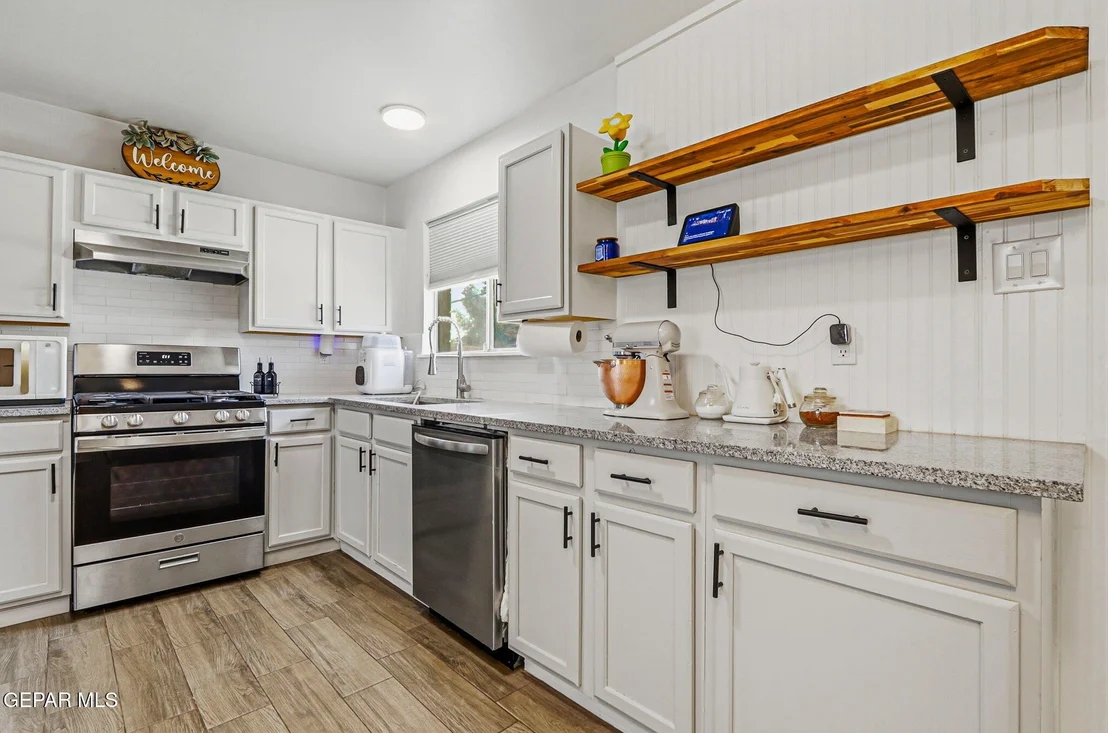 Photo of 5720 SUN VALLEY Drive