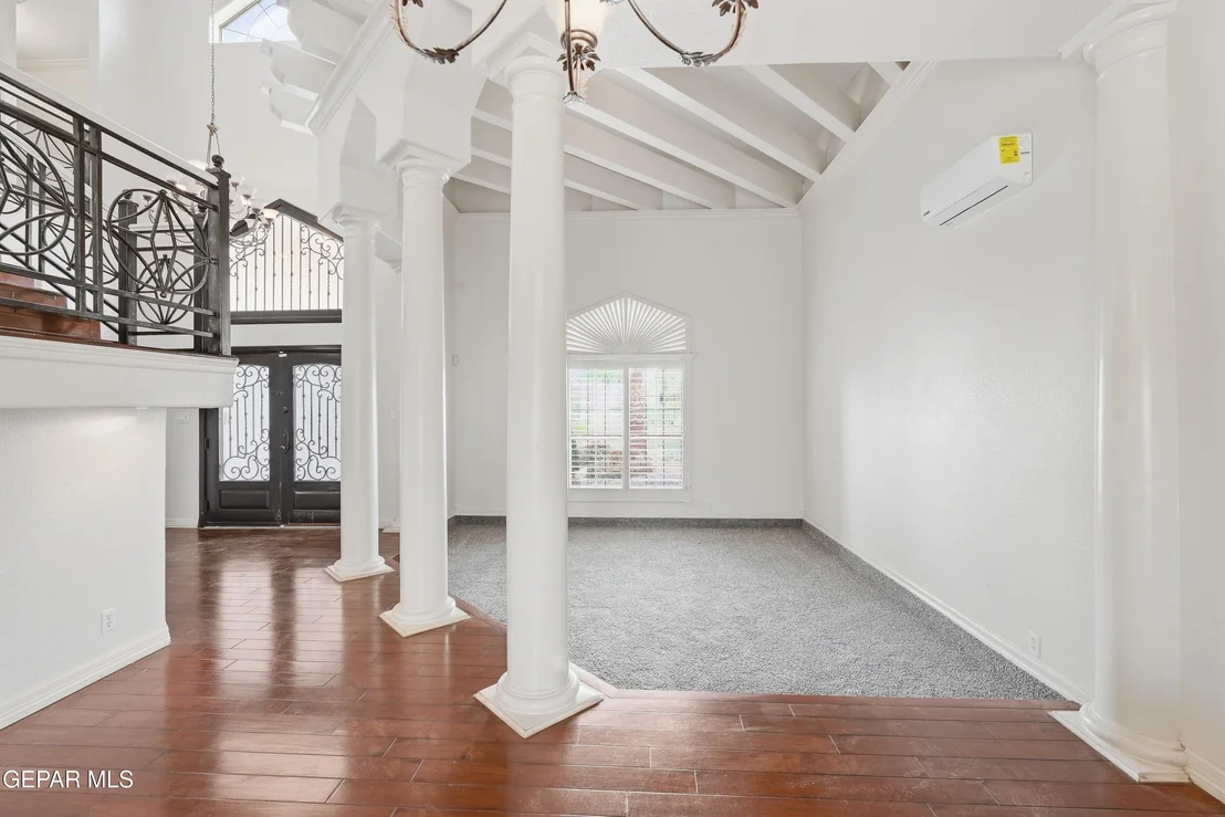 Photo of 1329 Whirlaway Drive