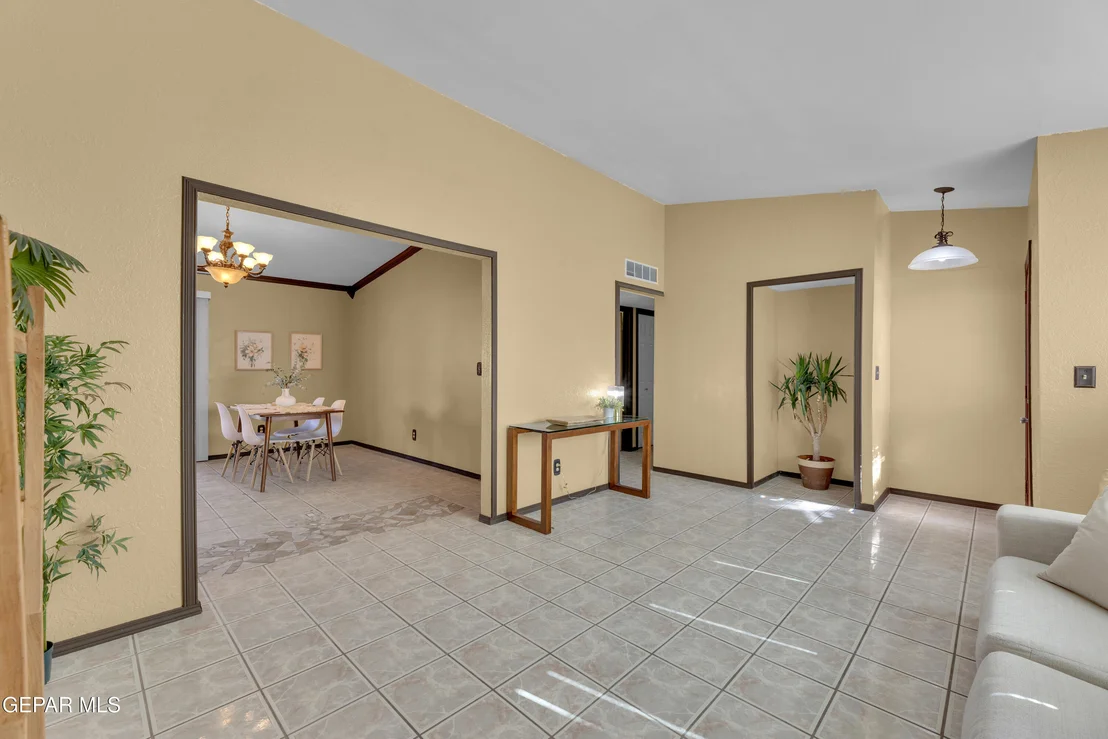 Photo of 11113 SHORELINE Drive