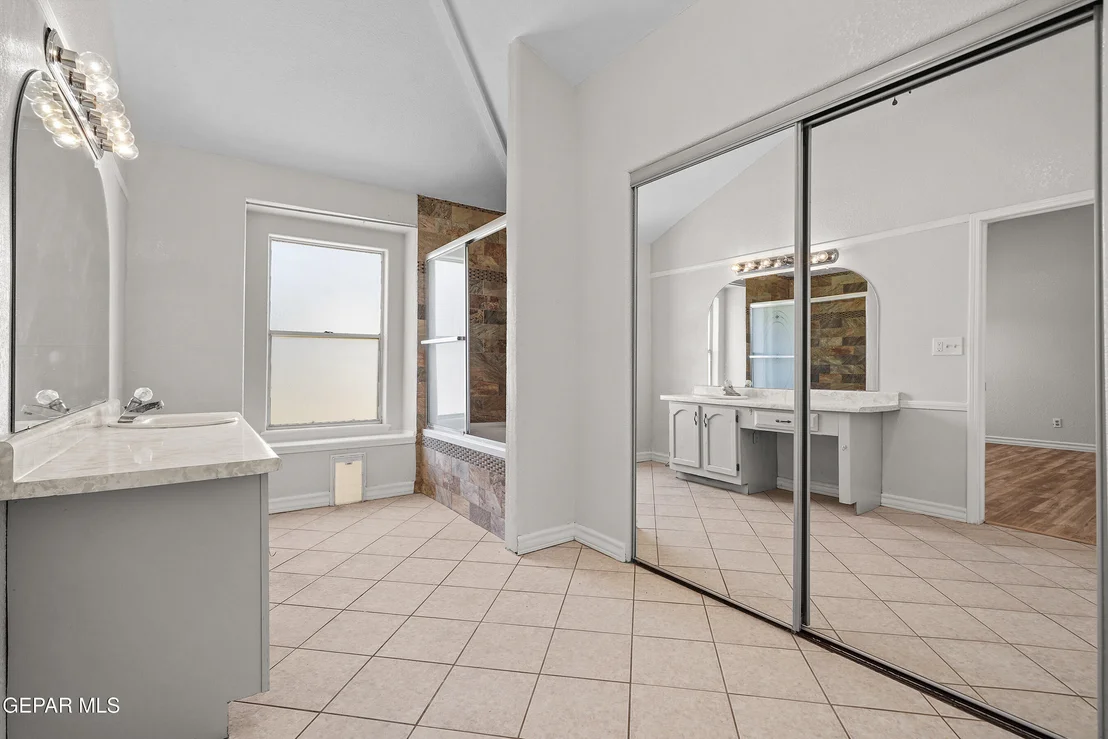 Photo of 5653 Saplinas Road