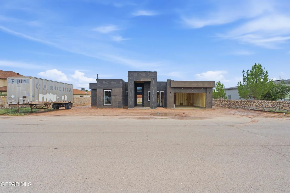 Photo of 327 BURKETT Drive