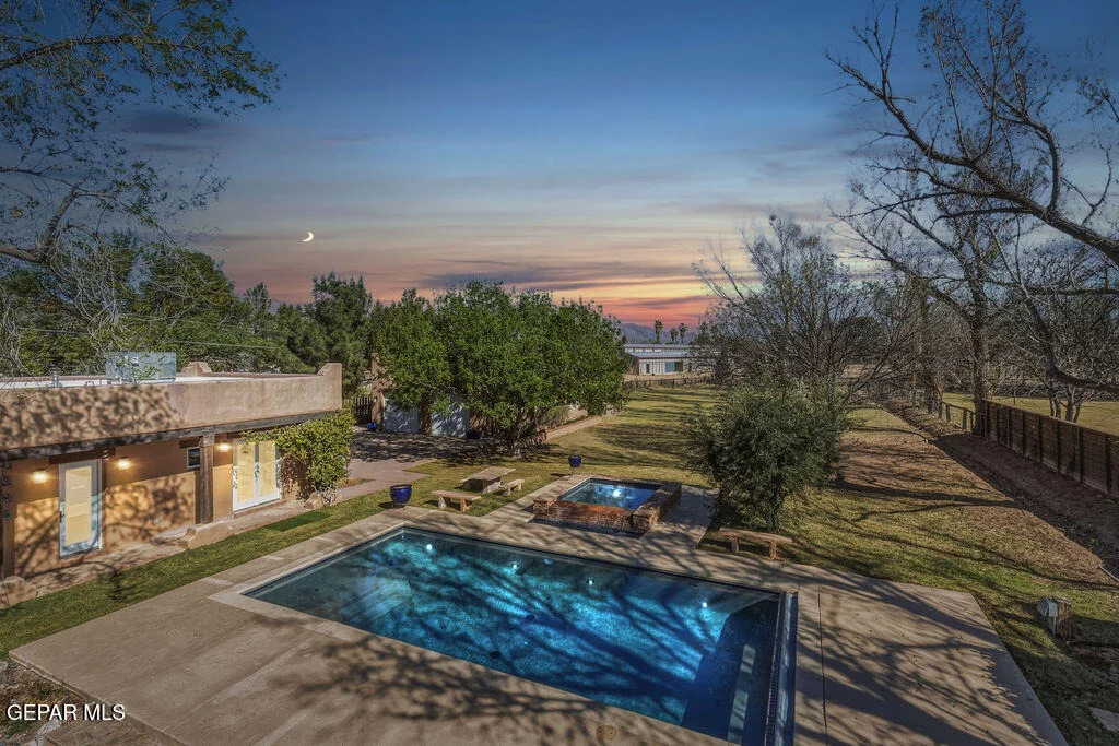 Photo of 300 ROSEMONT Drive