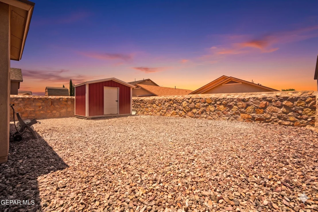 Photo of 7109 LONG MEADOW Drive
