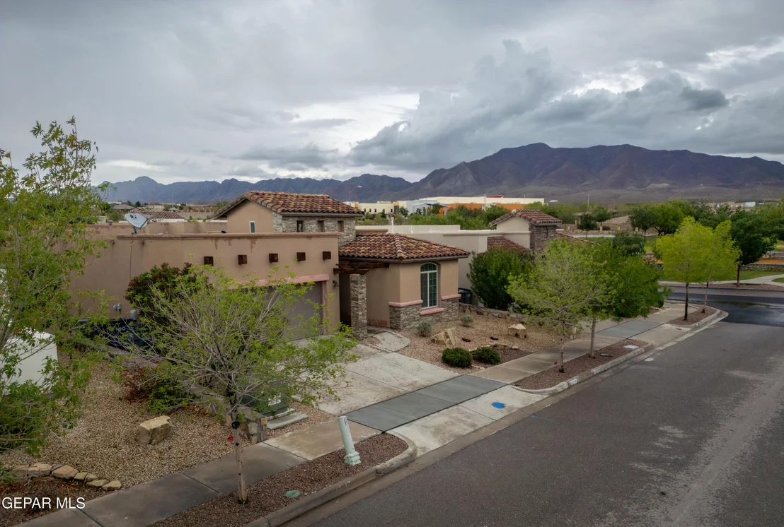 Photo of 7305 Skyrocket Drive