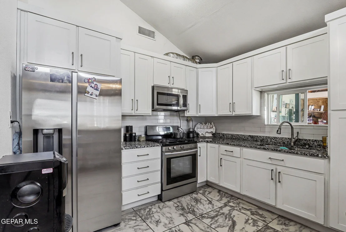 Photo of 12868 Tennyson Drive