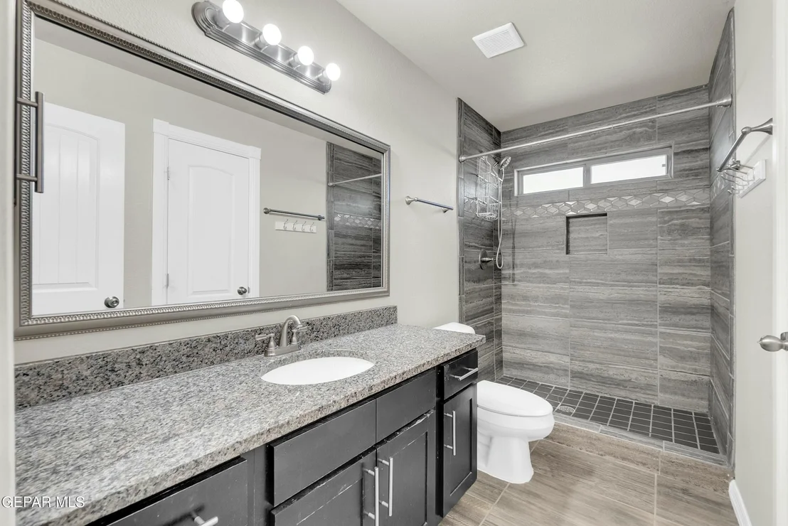 Photo of 3600 Essence Street