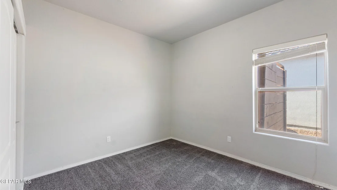 Photo of 965 PENRITH Street