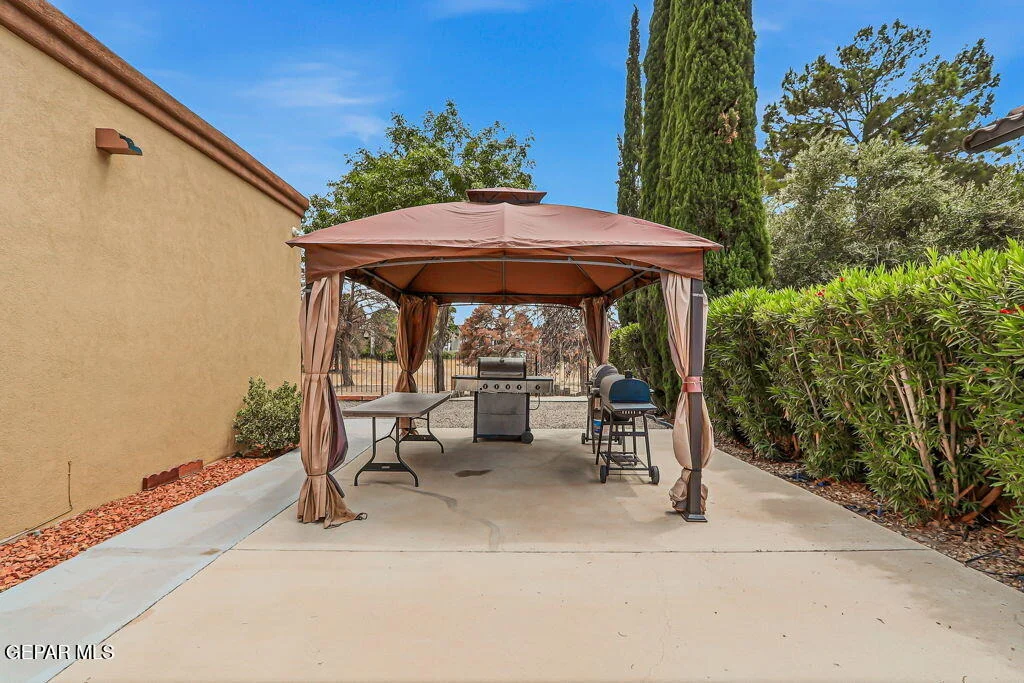 Photo of 11032 DON JANUARY Drive
