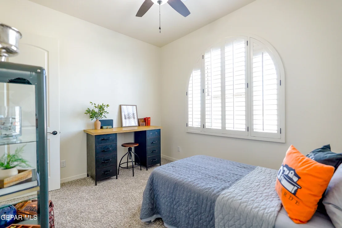 Photo of 13485 Emerald High Street