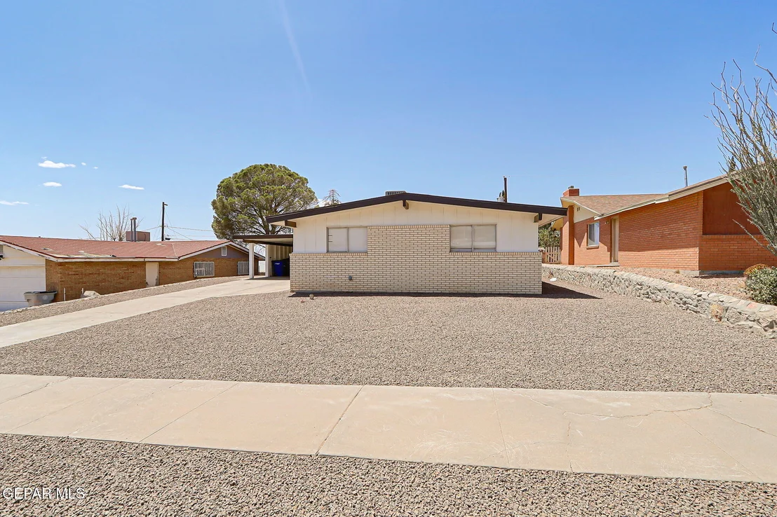 Photo of 241 MARDI GRAS Drive