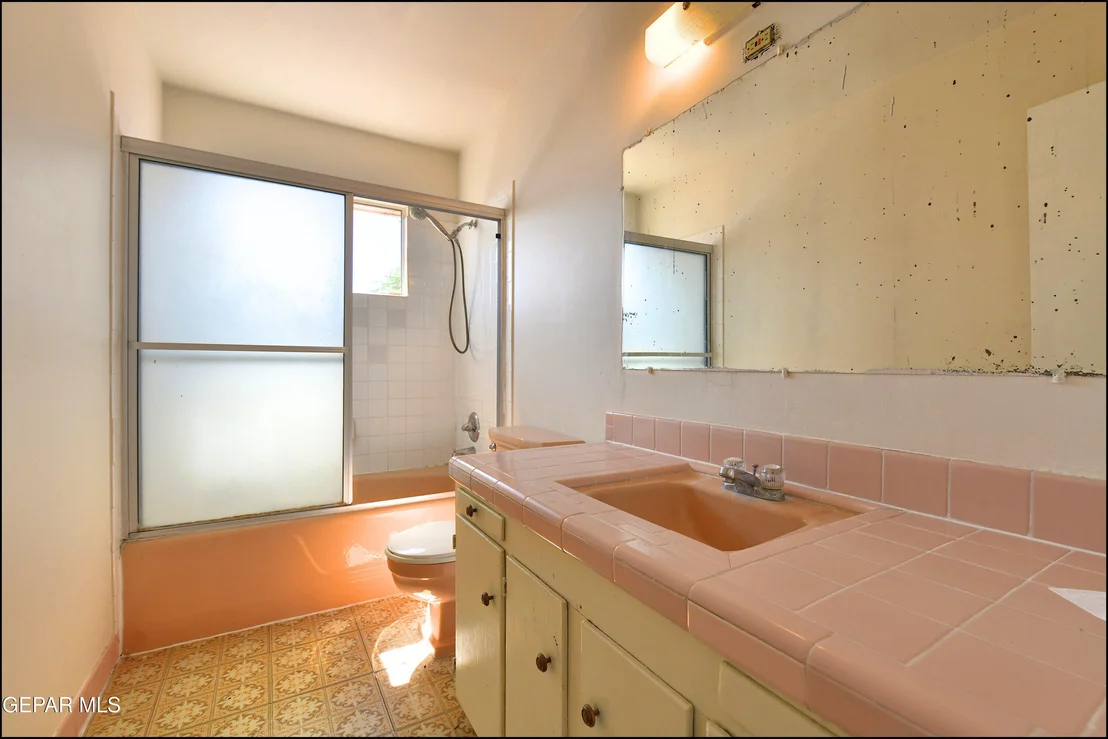 Photo of 3312 DIAMOND Drive