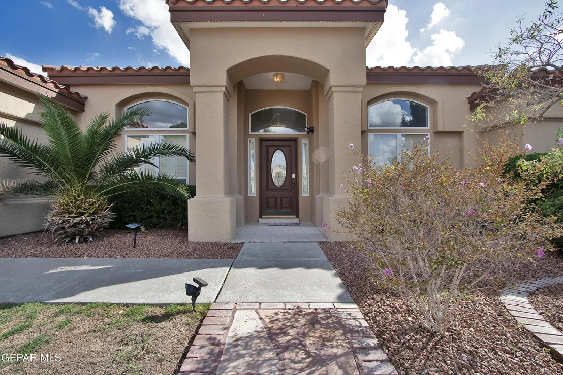 Photo of 6712 Isla Del Rey Drive