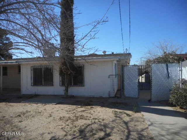 Photo of 2032 SOLANO Drive