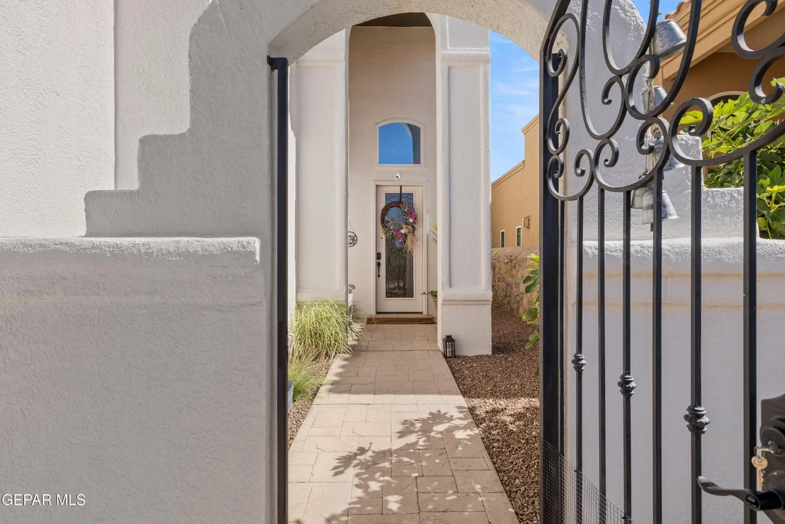 Photo of 3681 GRAND CAYMAN Lane