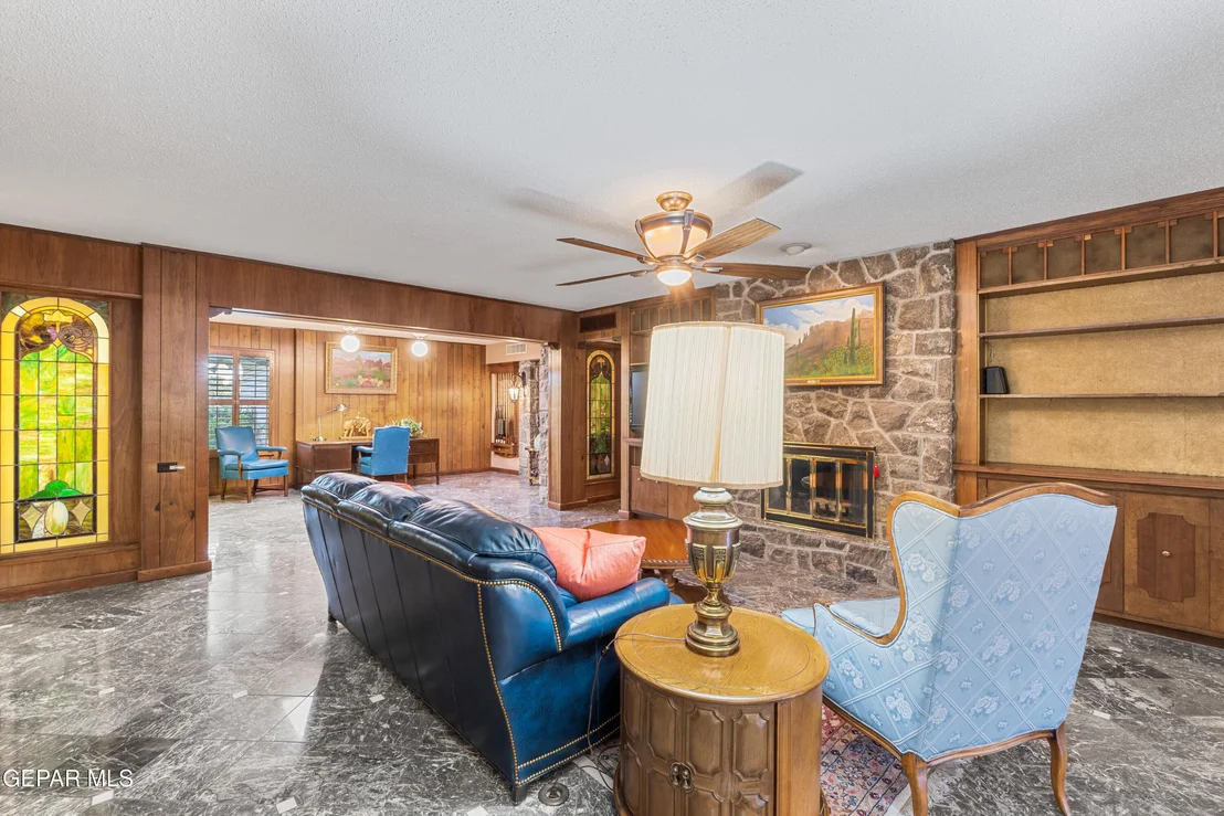 Photo of 6233 Meteor Way