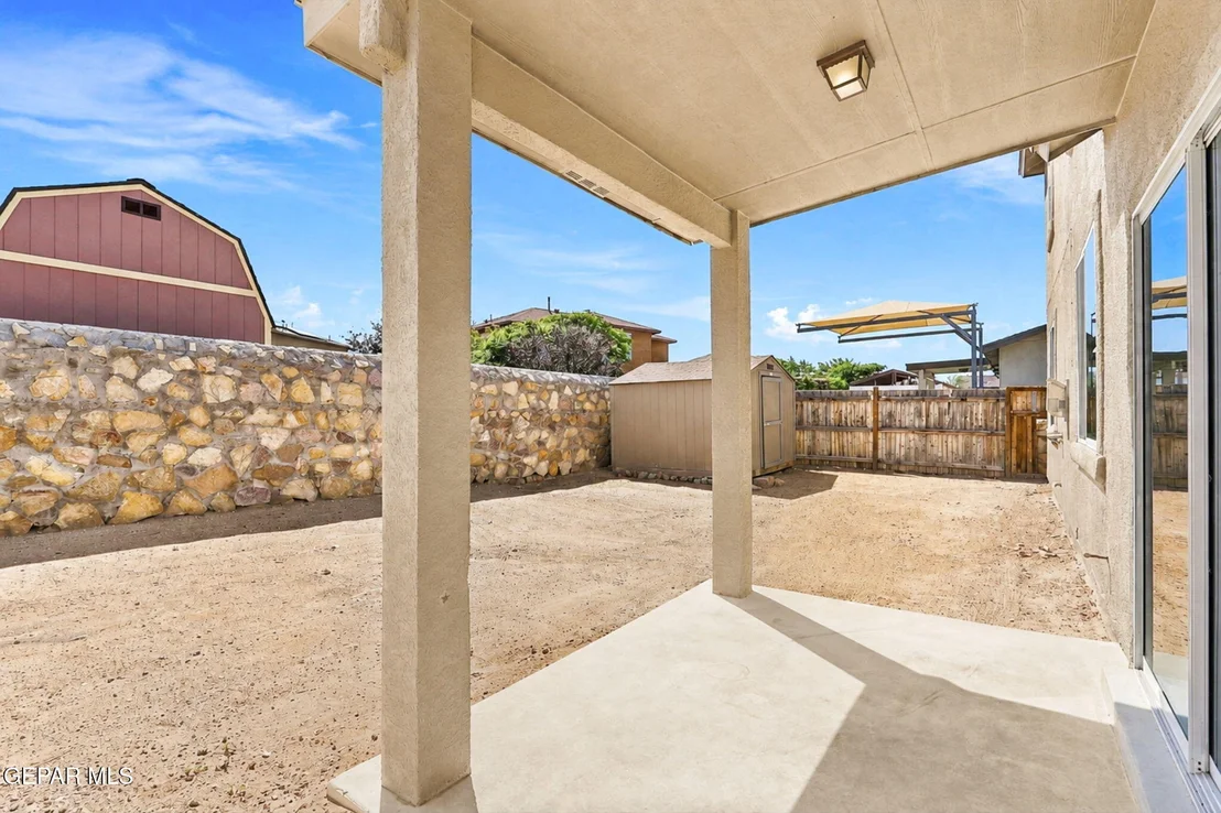 Photo of 2424 Playa