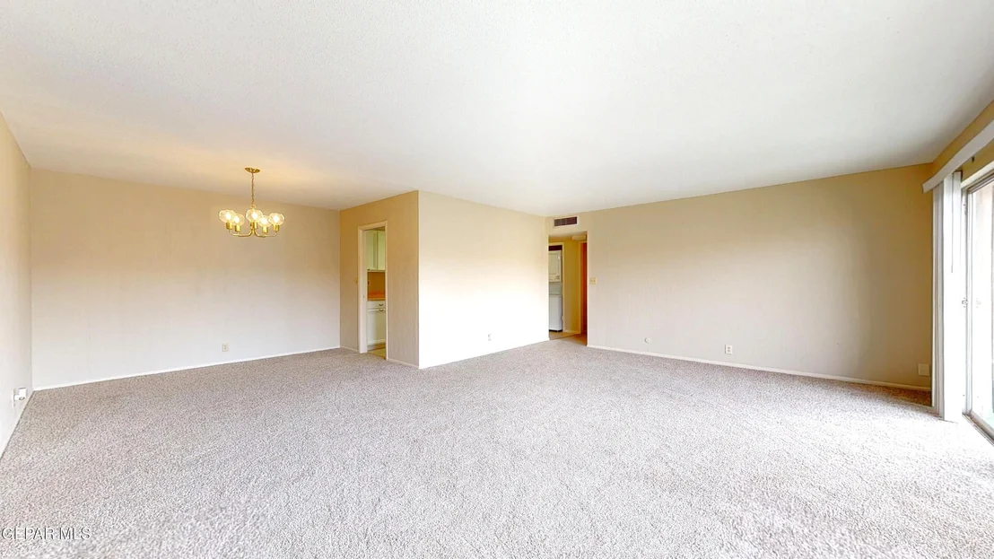 Photo of Unit E7 at 252 SHADOW MOUNTAIN Drive