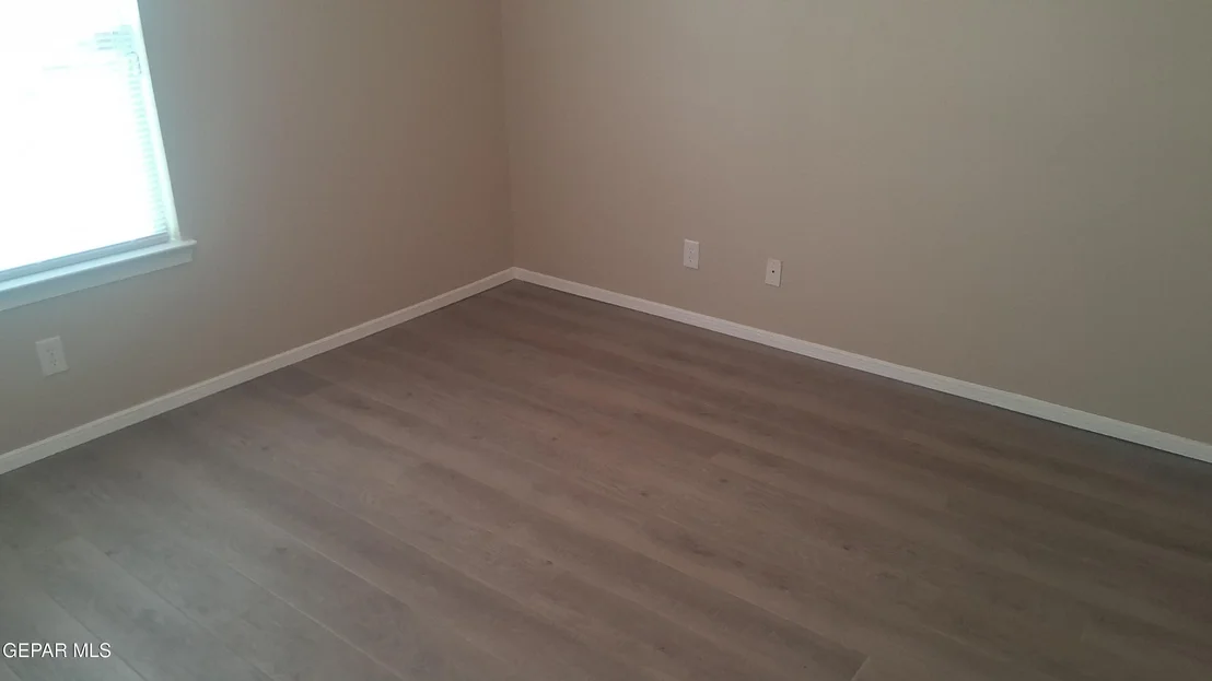 Photo of 11940 JIM WEBB Drive