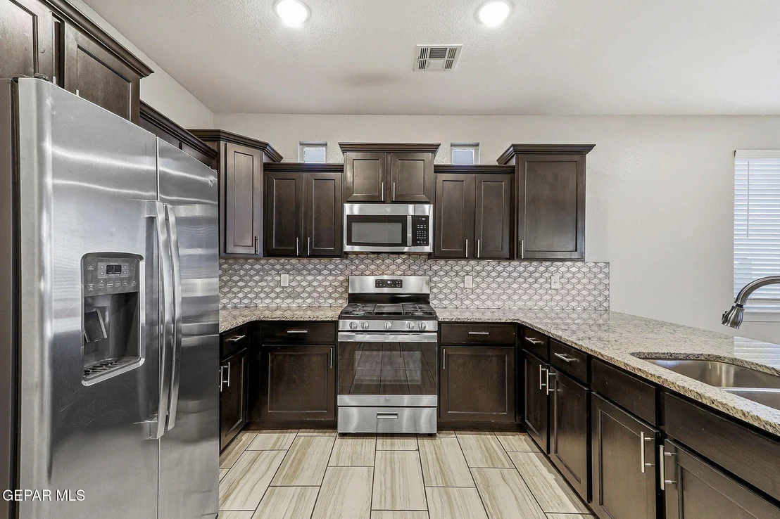 Photo of 14433 EASTBROOK Drive