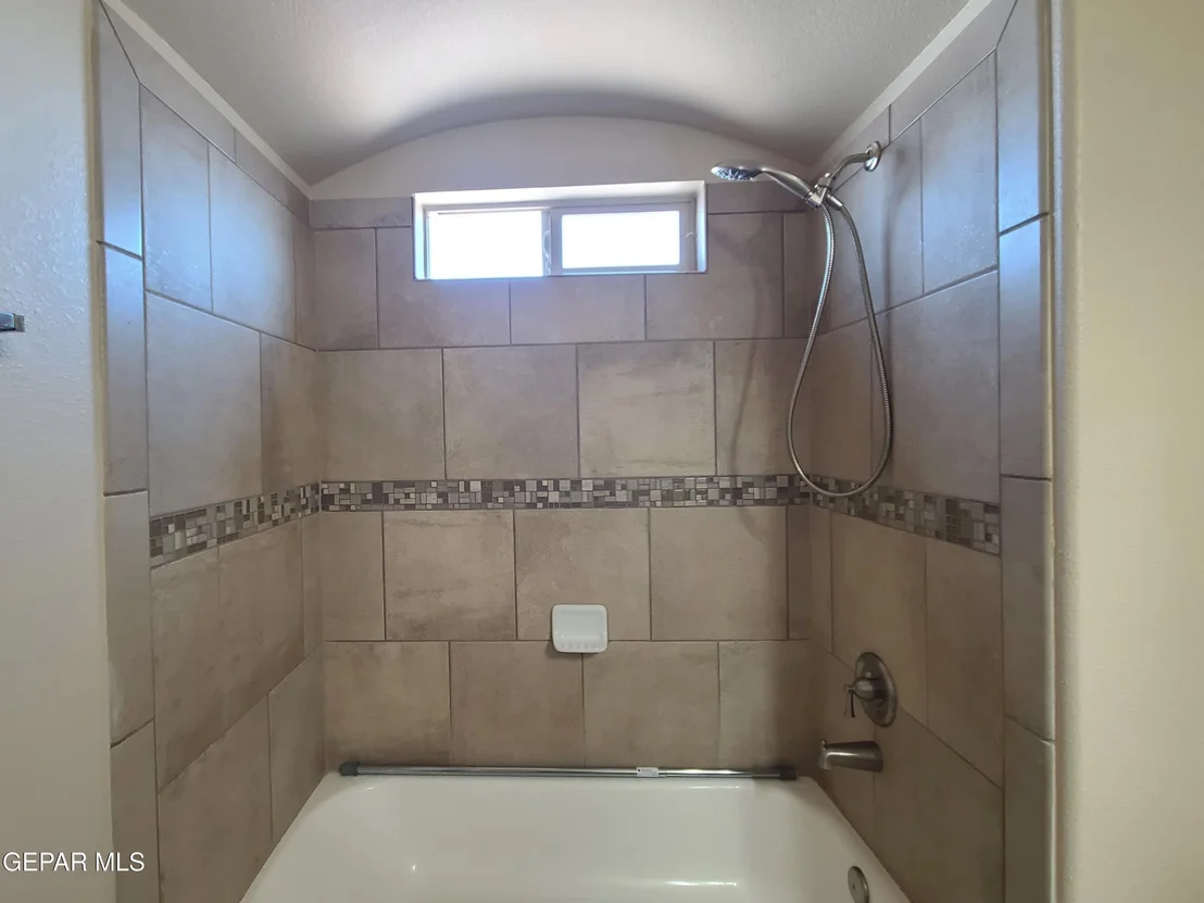 Photo of 7421 EAGLE VISTA Drive