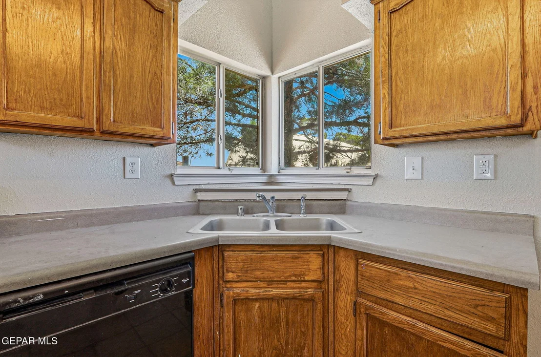 Photo of 10892 REEF SANDS Drive