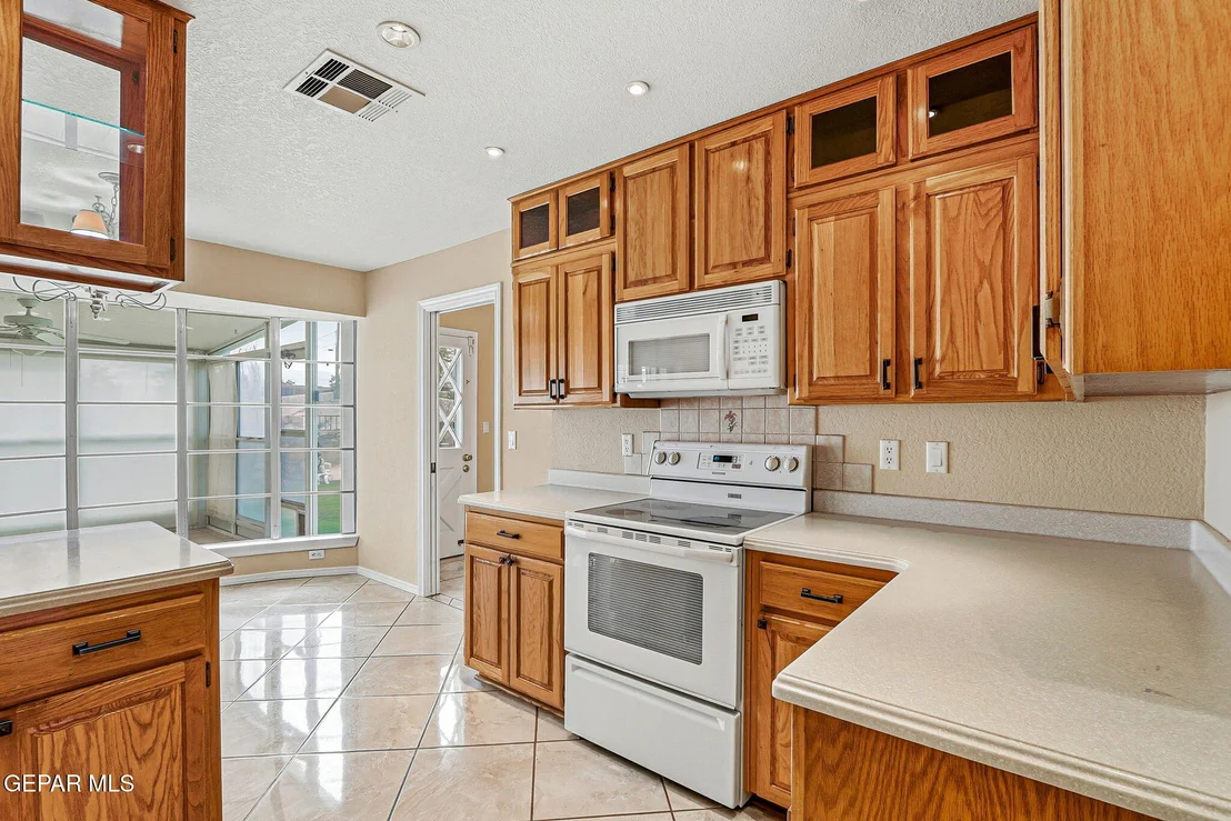 Photo of 1321 HOOKRIDGE Drive