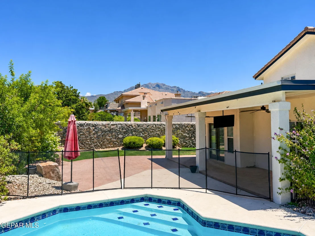 Photo of 6633 WIND RIDGE Drive