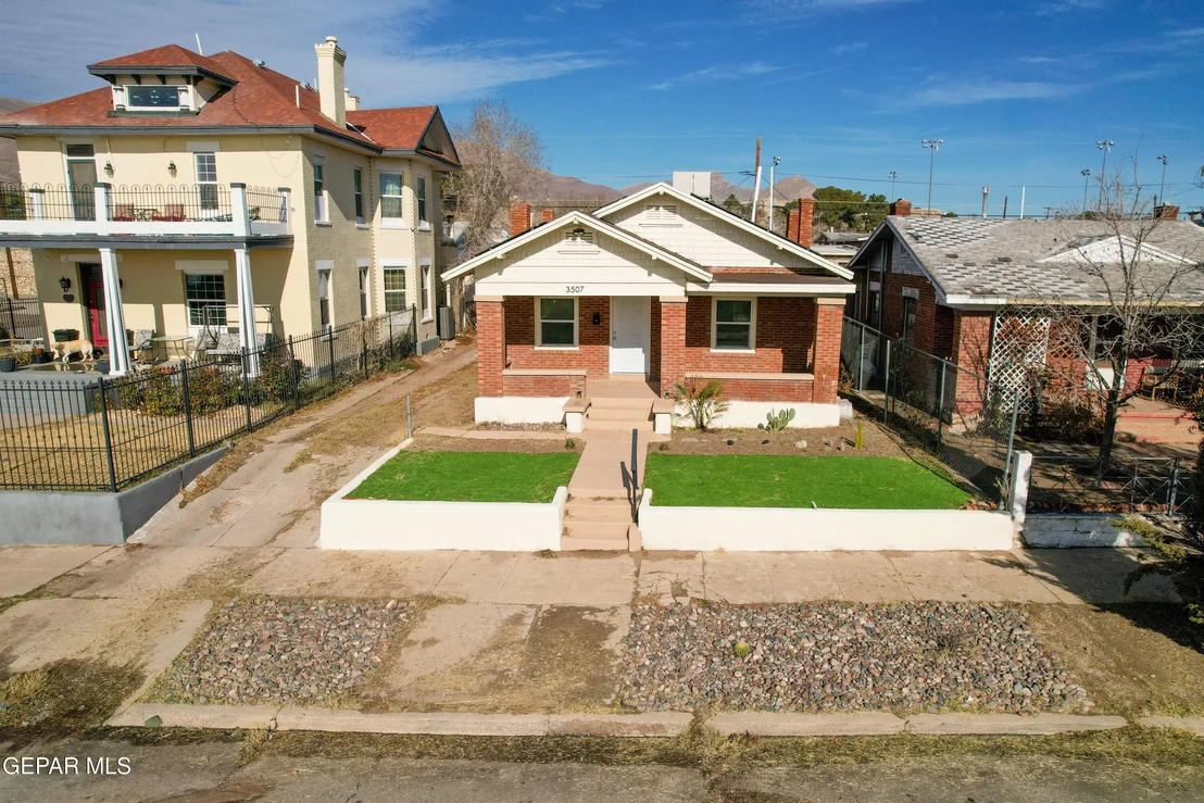 Photo of 3507 Bisbee Avenue