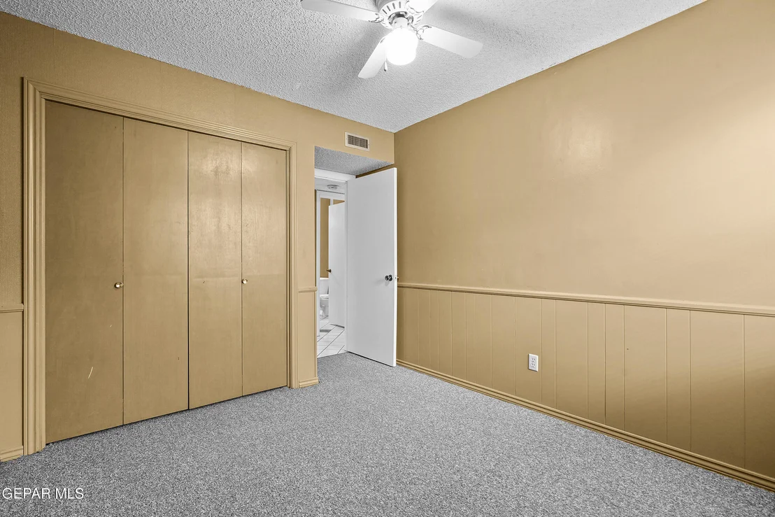 Photo of 334 Thunderbird Drive