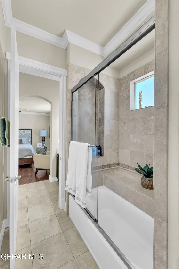 Photo of 1237 CALLE LAGO