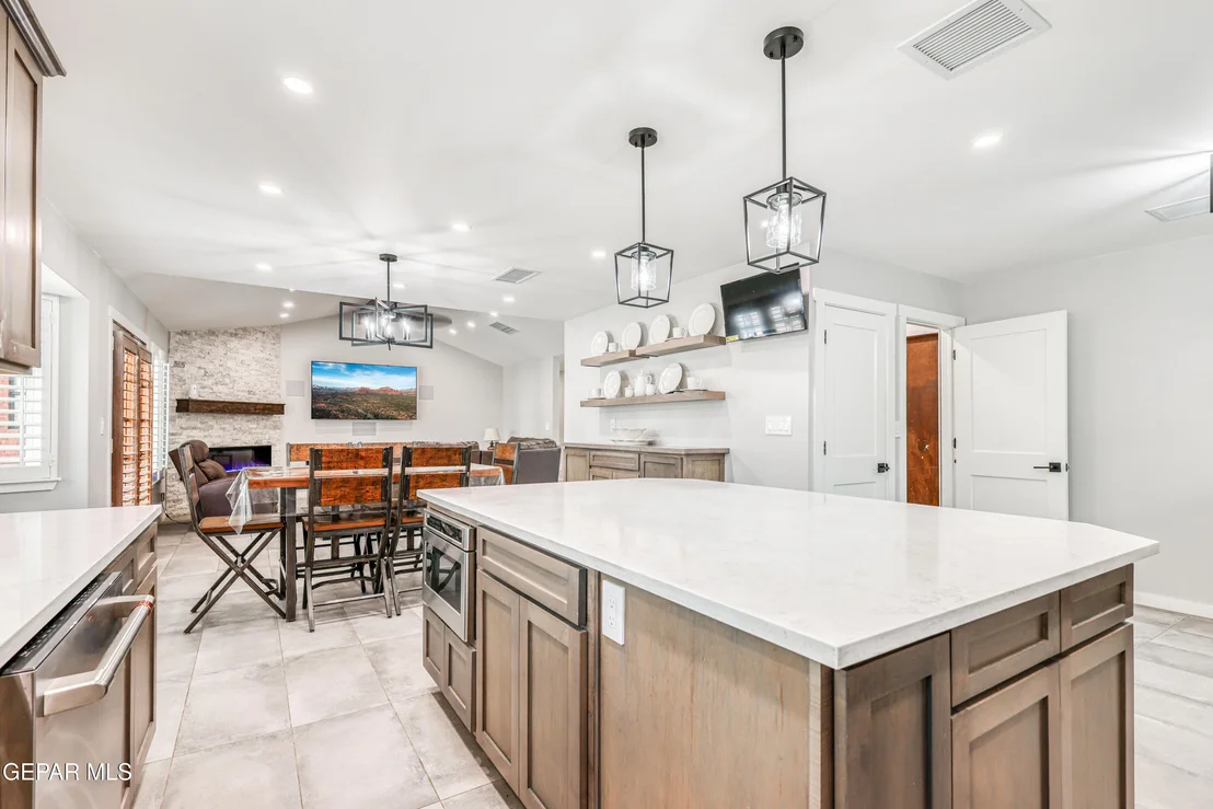 Photo of 6004 Oleaster Drive