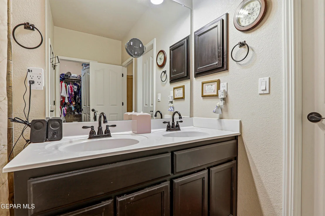 Photo of 7609 RED CEDAR Drive