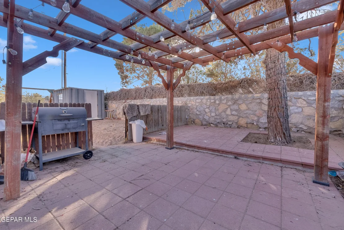 Photo of 2901 EADS Place