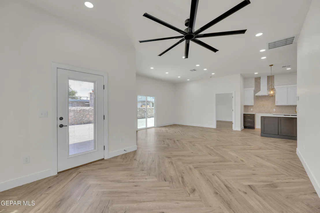 Photo of 429 Lesa Lane Lane