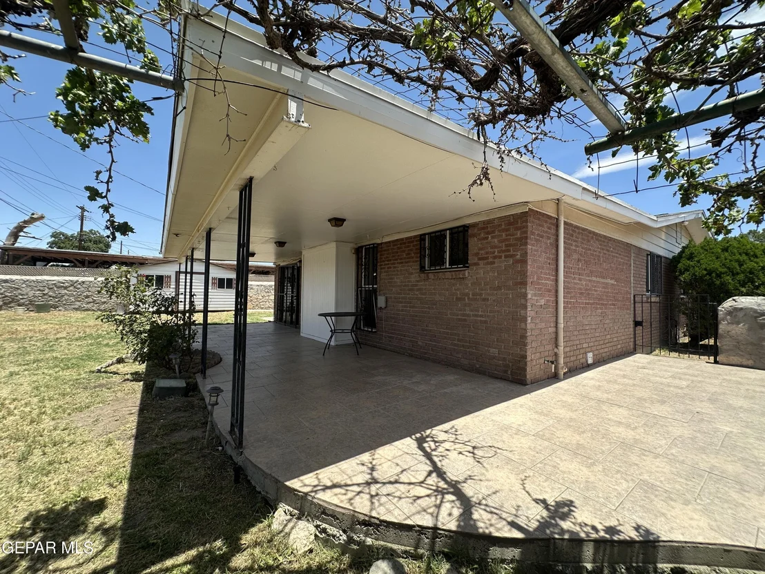 Photo of 1101 DOYLE Place