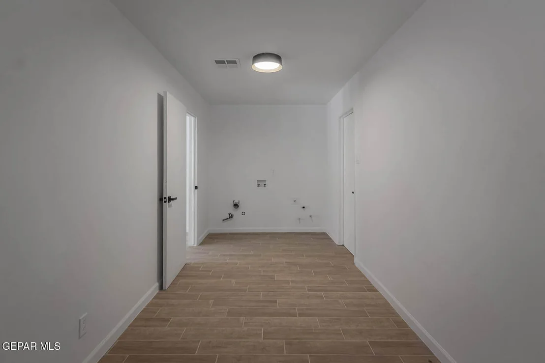Photo of 730 MONTCLAIR Drive