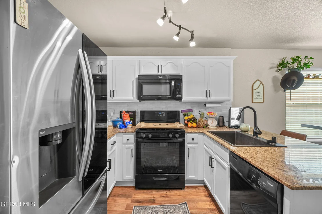 Photo of 12868 HUECO CAVE Drive