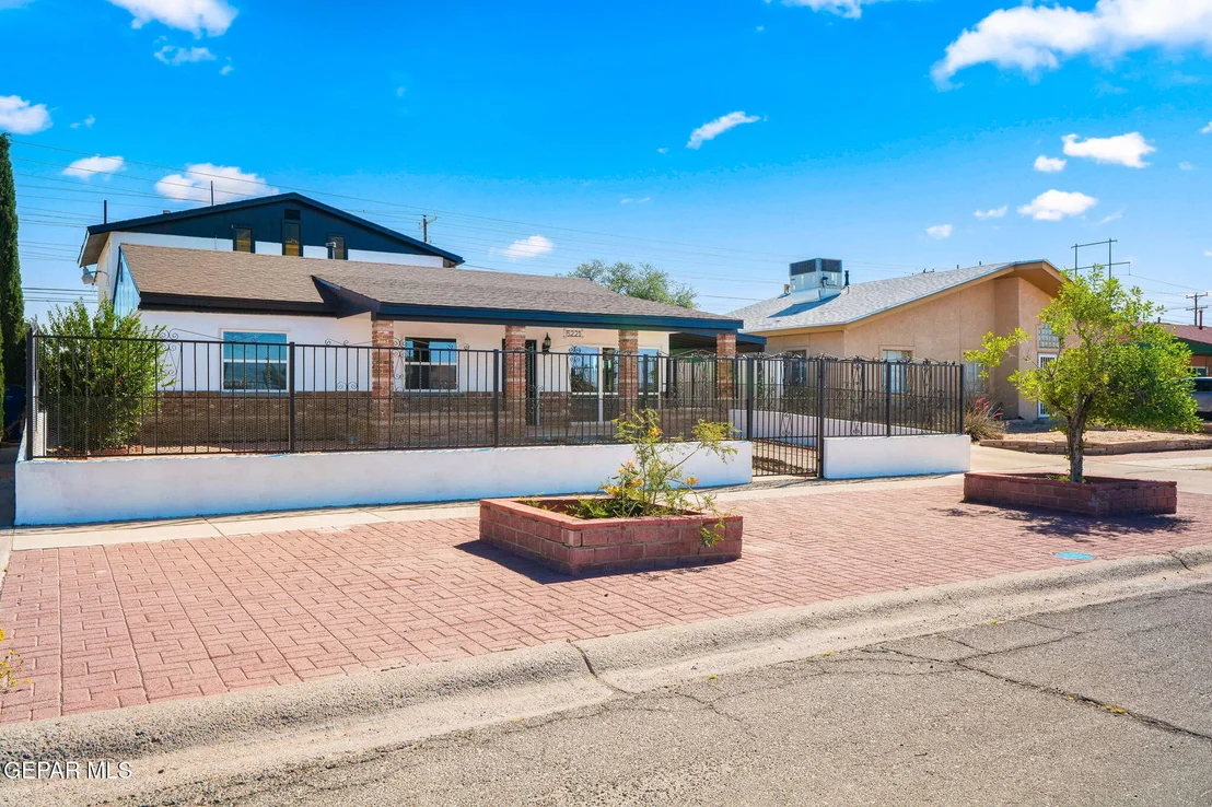Photo of 5221 Timberwolf Drive