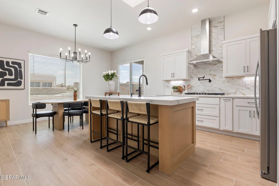 Photo of 1401 DYLAN Place