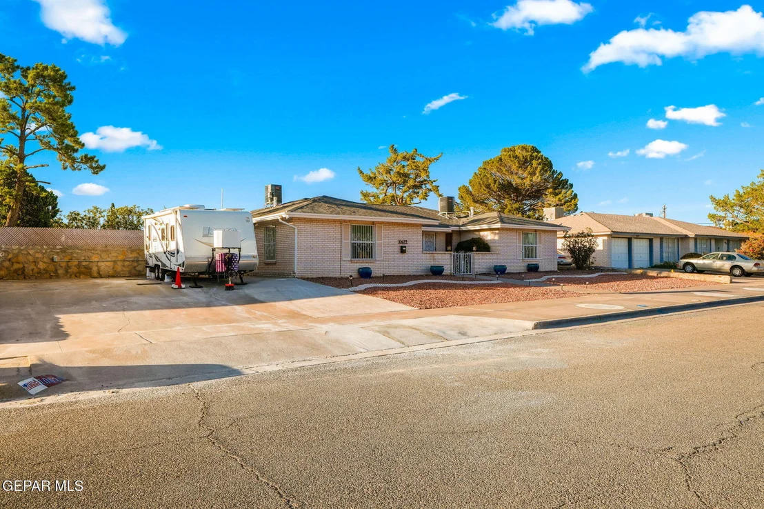 Photo of 10629 Sombra Verde Drive