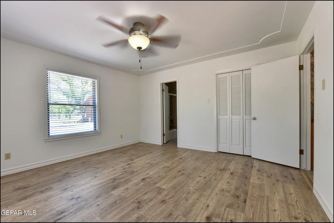 Photo of 6525 UPPER VALLEY Road