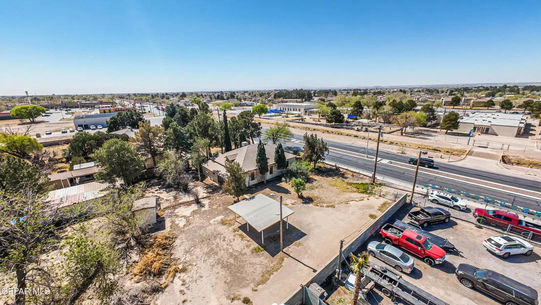 Photo of 10409 Alameda Avenue