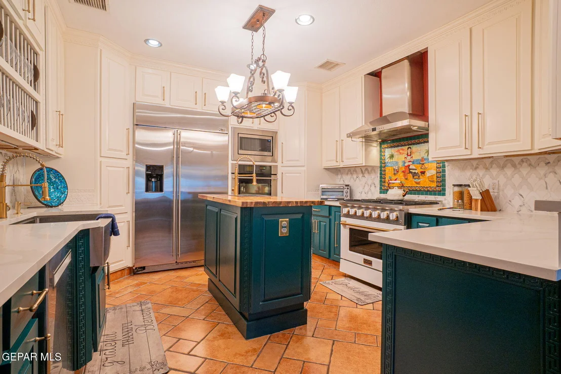 Photo of 5804 Sundale Road
