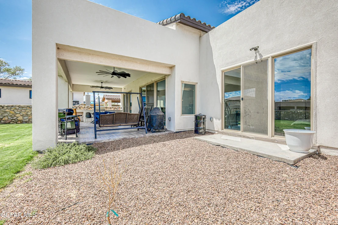 Photo of 5620 RIVER RUN Street